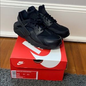 Women’s air huarache run sneakers